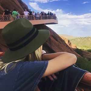 Meet your Posher, Alexandria